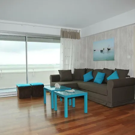 Queen Marina Face Boulogne-sur-Mer